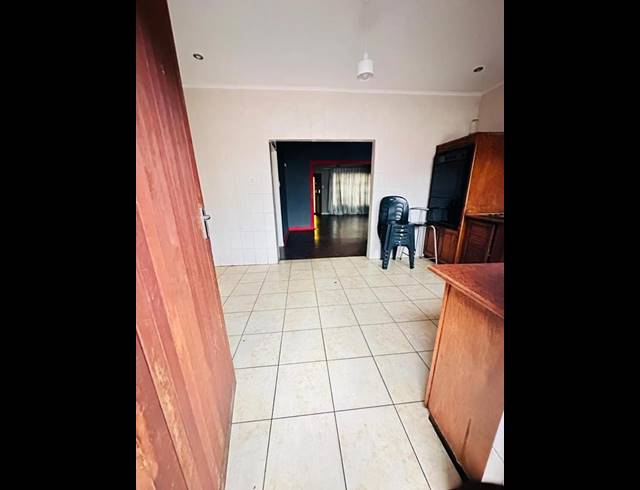 3 BEDROOM HOUSE FOR SALE IN KENSINGTON